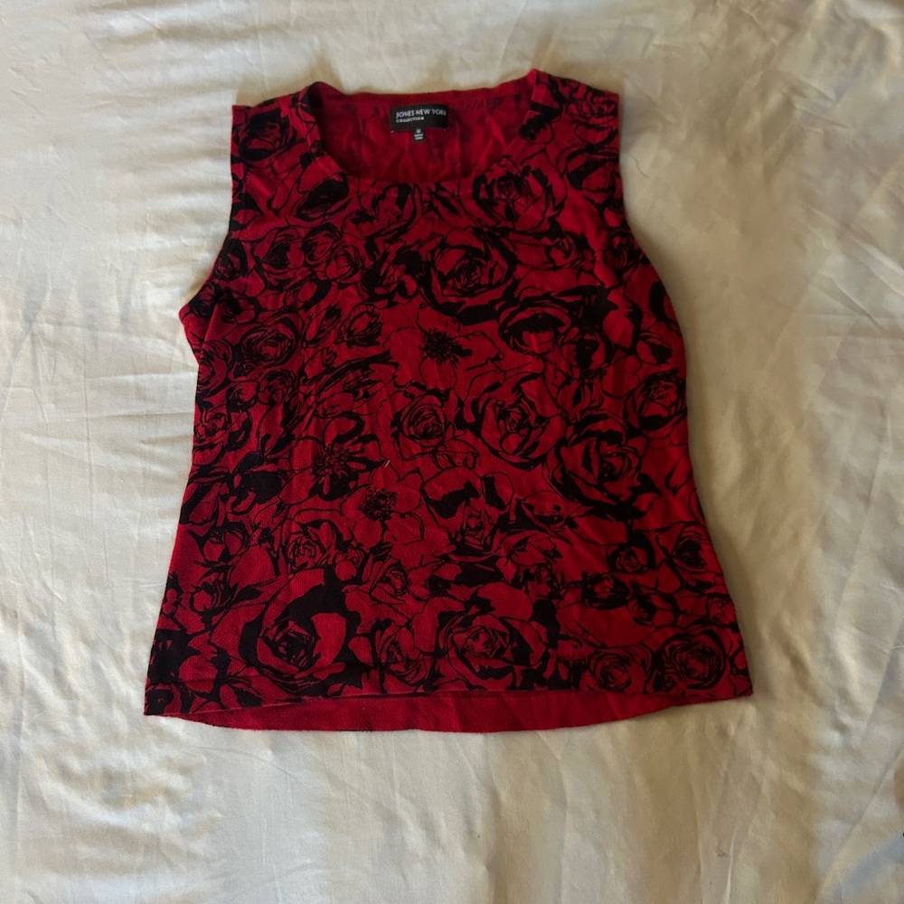 Jones New York Red Floral Sleeveless Top